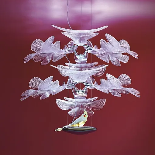 Artemide'nin Chlorophilia 2 asma lambası.