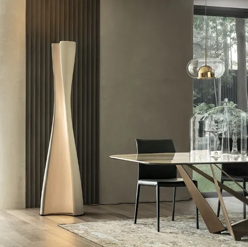 Cattelan Italia imzalı kil lambader şapkası.