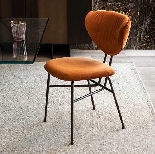 Cattelan Italia'nın kadife kumaşlı Chloe sand