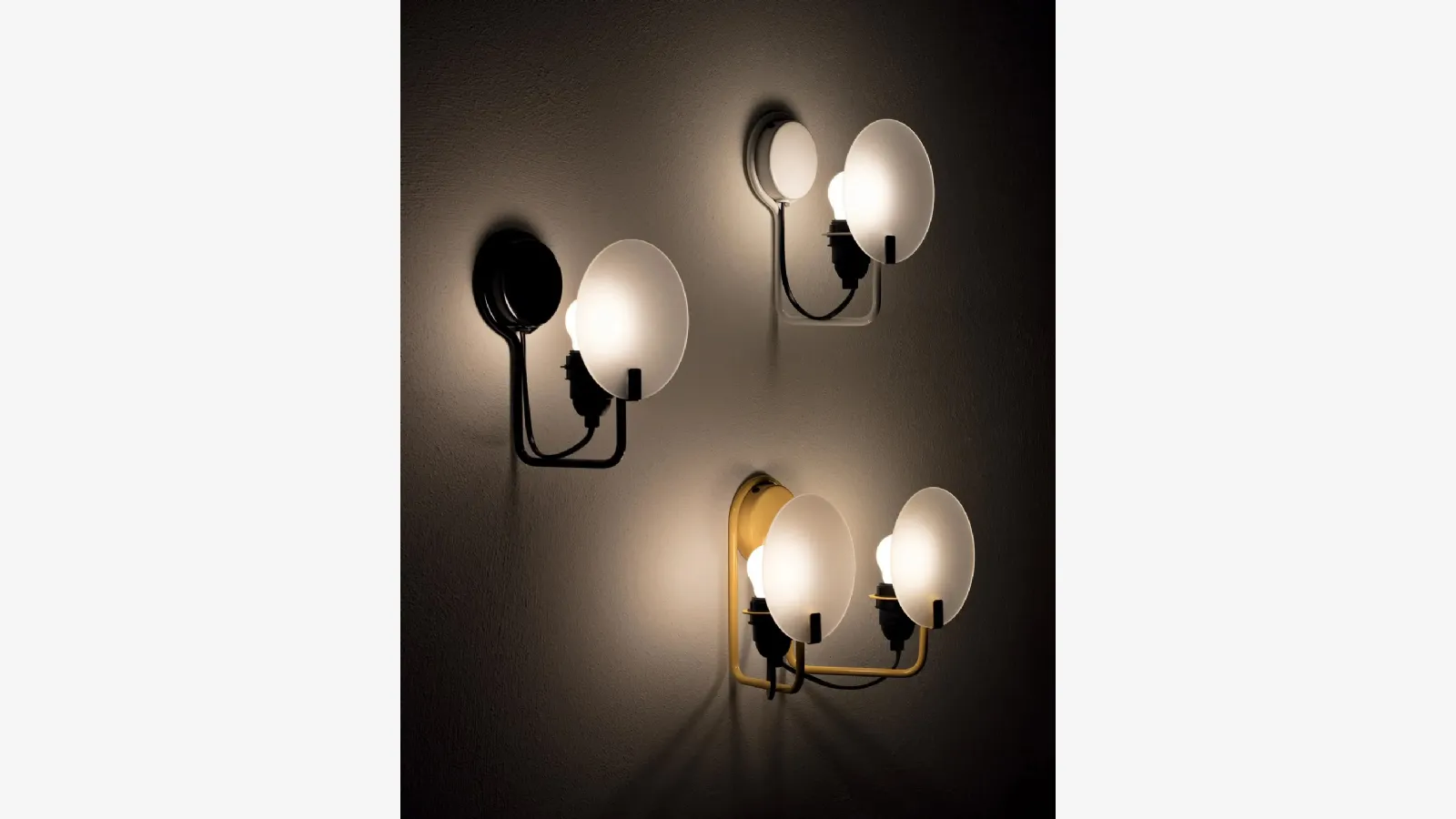 Stilnovo'nun Bugia duvar lambası