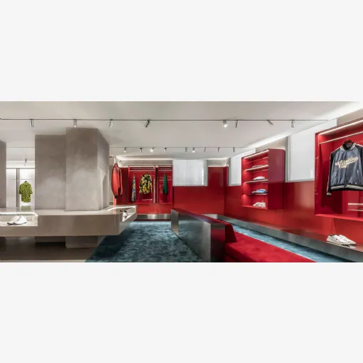 Reggiani'nin Ghostrack System tavan lambası.