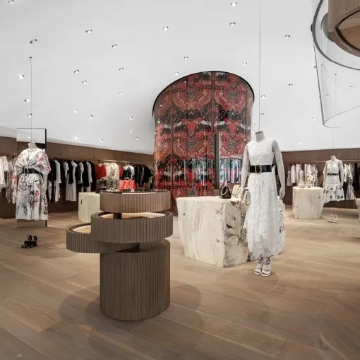 Reggiani'nin Unit Round gömme lambası.