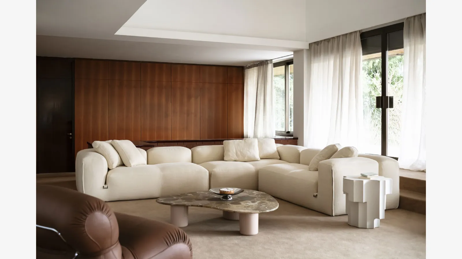 Tavolini Gian & Pan di Tacchini in marmo e cemento