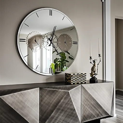 Cattelan Italia markalı Times Saati.