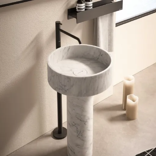 Antoniolupi'nin Filorigo sütun