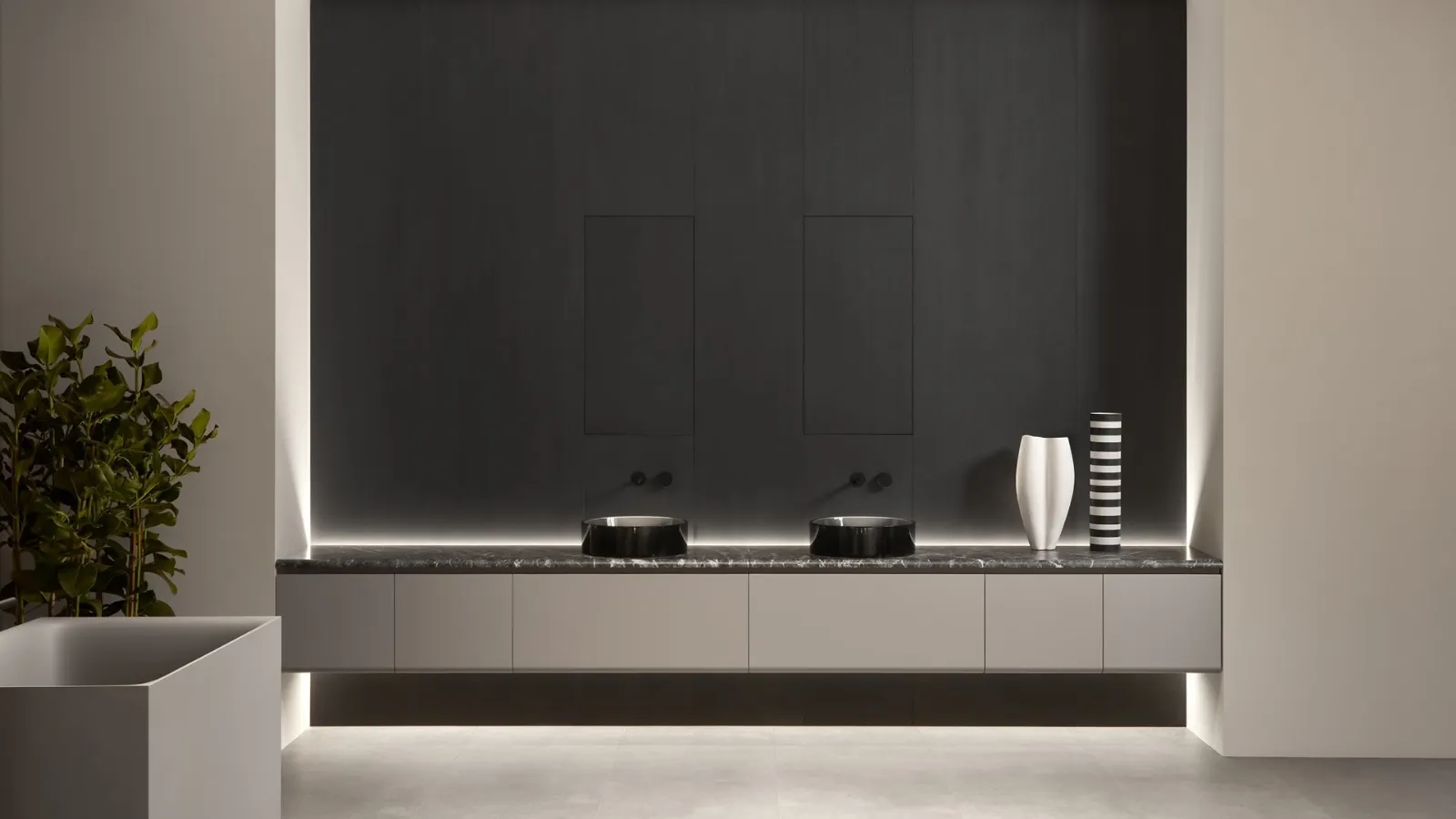 Antoniolupi'nin asılı Okura banyo mob