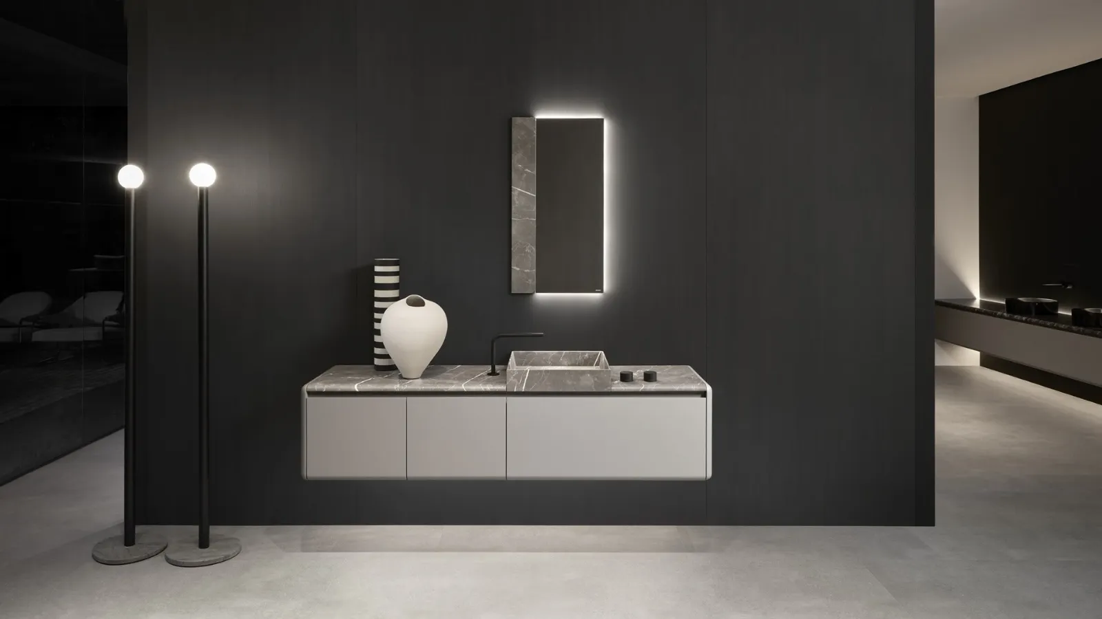 Antoniolupi'nin Askıda Duran Okura B