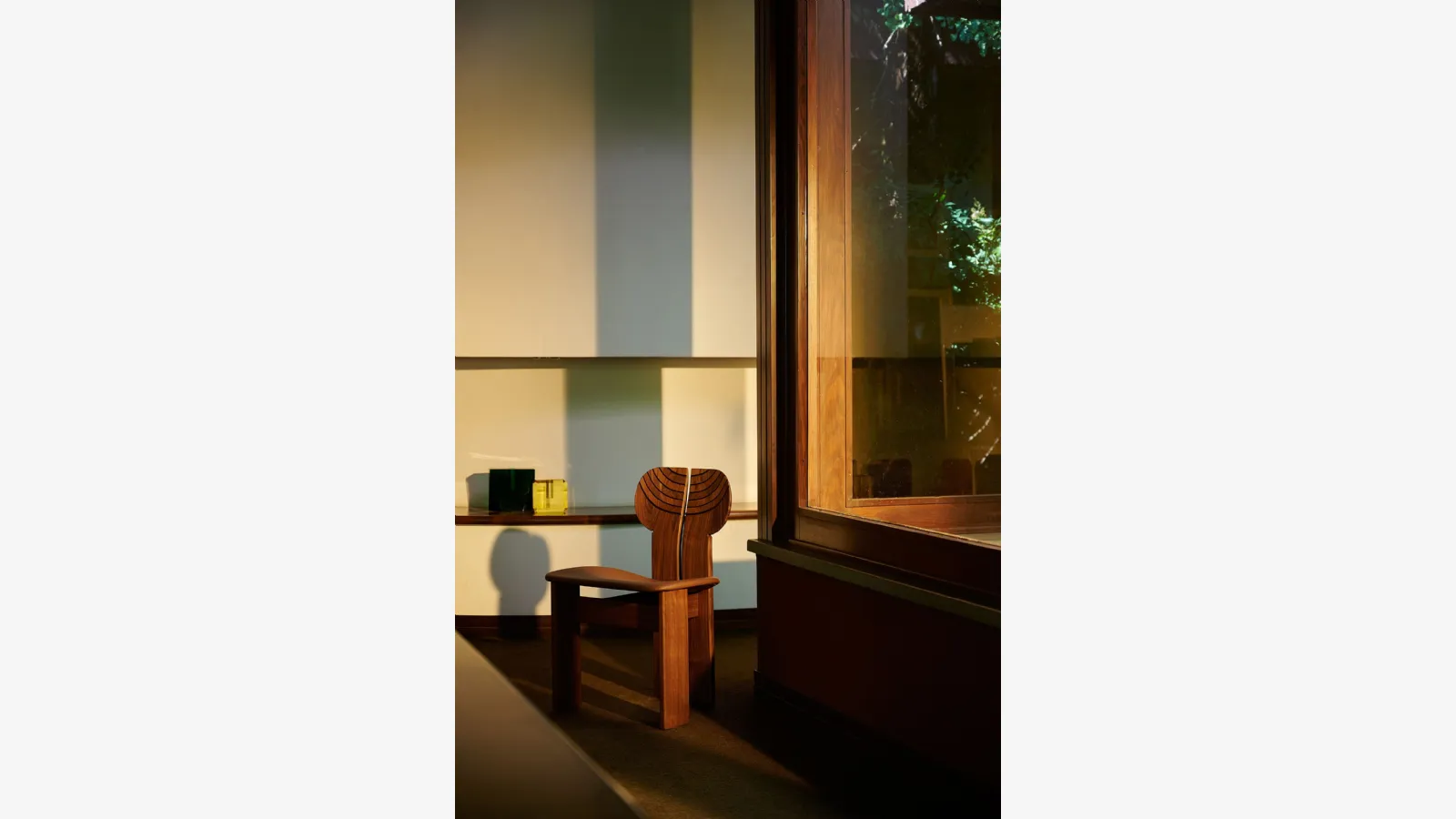 Tacchini markasının Afrika ahşap