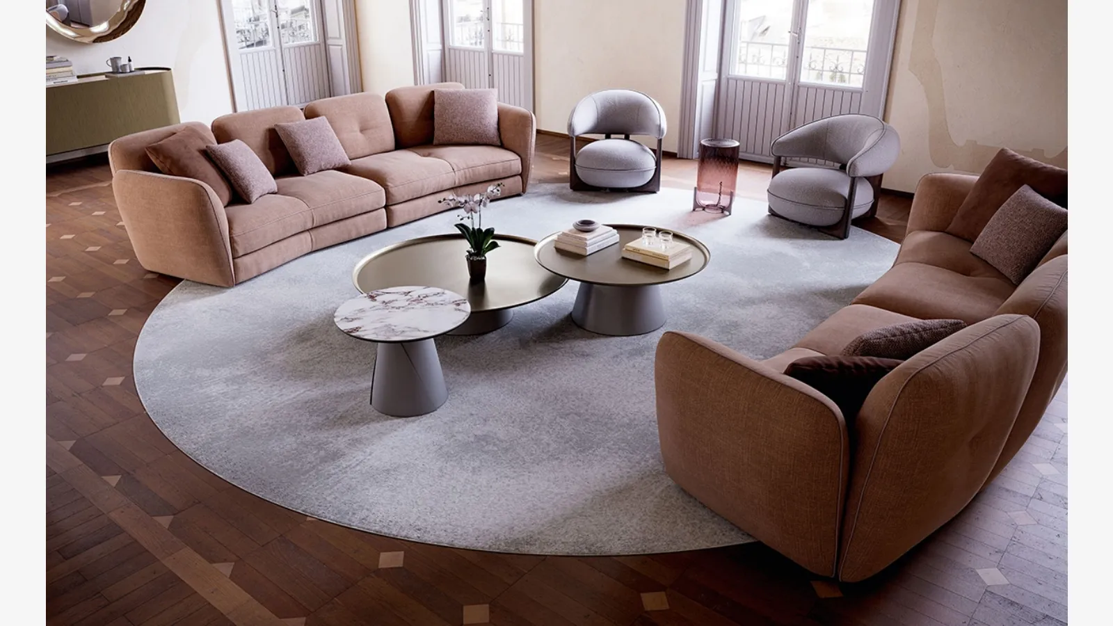 Cattelan Italia'nın Michael lineer koltuğu