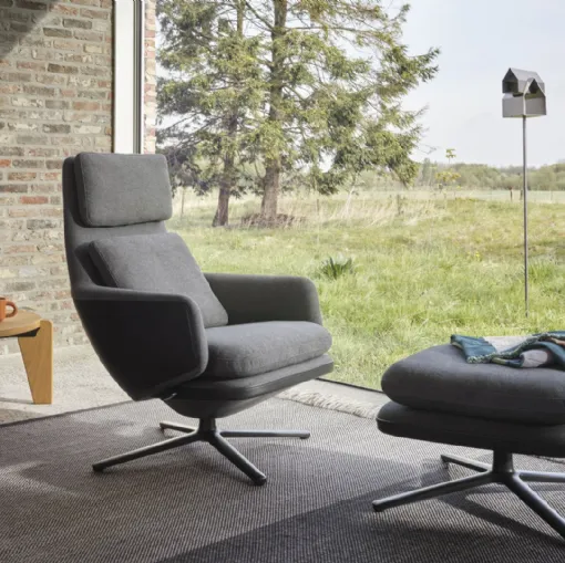 Vitra'nın Grand Relax koltuk ve pufu