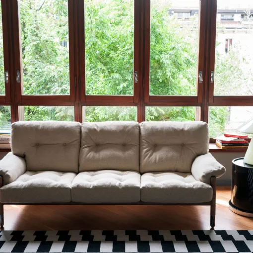 Tacchini'nin Sella kumaşında lineer k