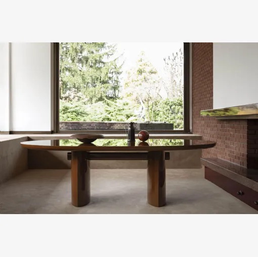 Tacchini tarafından cilalanmış parlak lakereli Torii