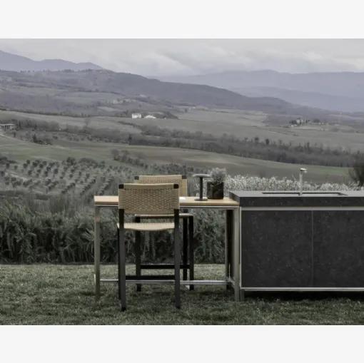 Molteni & C'nin polipropilen halatından yapılmış Green Point taburesi