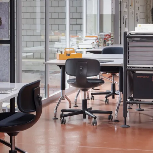 Vitra'nın Rookie Executive Chair'i.