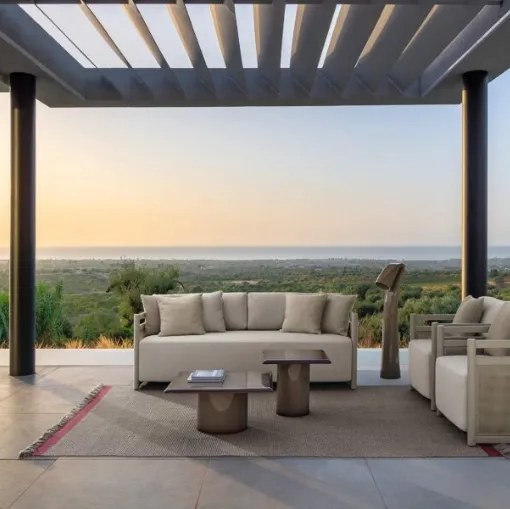 Dış mekan mobilyası Edwin Alu, Talenti markasının döşenmiş kuma