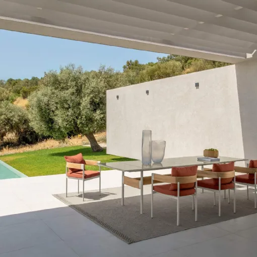 Taş fayans masa ve Talenti'nin Ahşap ve Flow kumaş