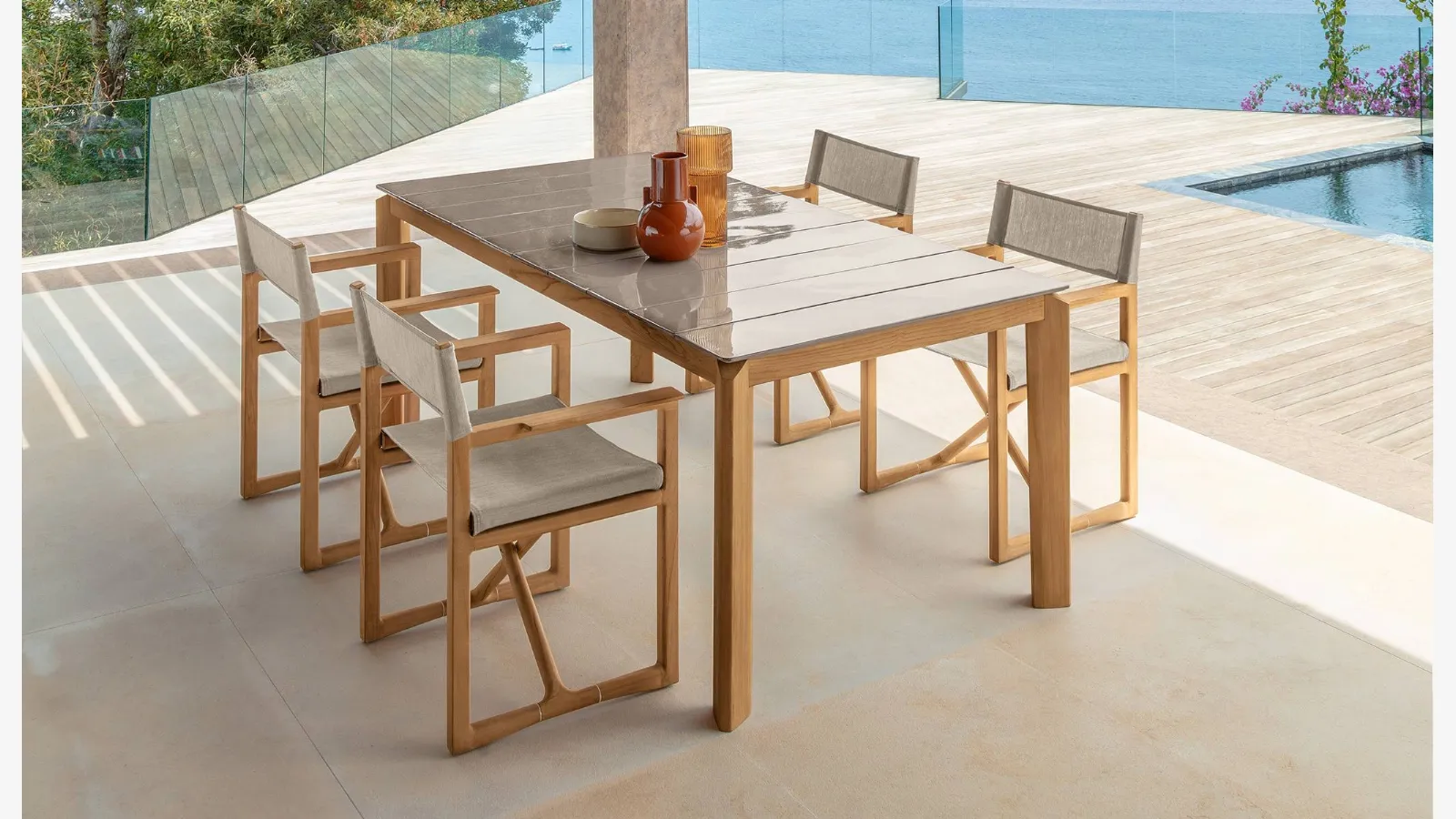 Thea by Talenti masa ve sandalyeler