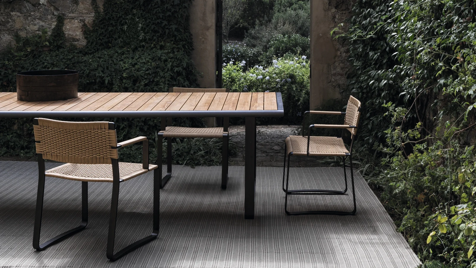 Molteni & C'nin polipropilen halatından yapılmış Green Point Sandalyesi